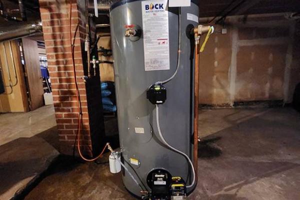 Commercial Carlin Oil Fired Bock Hot Water Heater